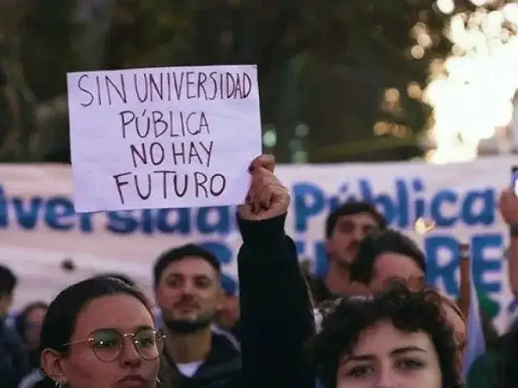 La Corte Suprema dejó firme la cautelar que obliga al Ejecutivo a cumplir con la Ley
