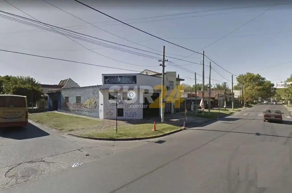 Un policía defendió a su hija y baleó a un motochorro