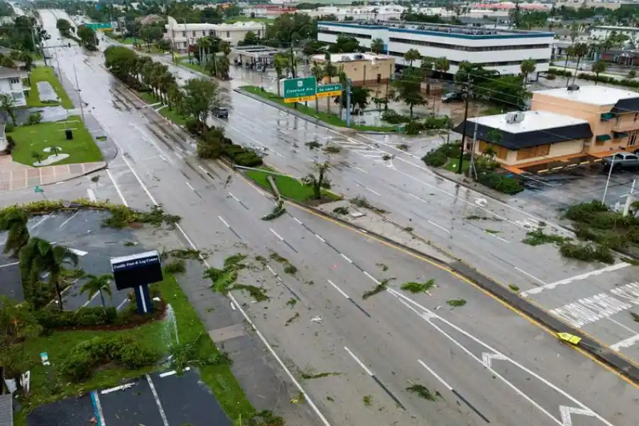 El huracán Milton tocó tierra y golpea la costa oeste de Florida