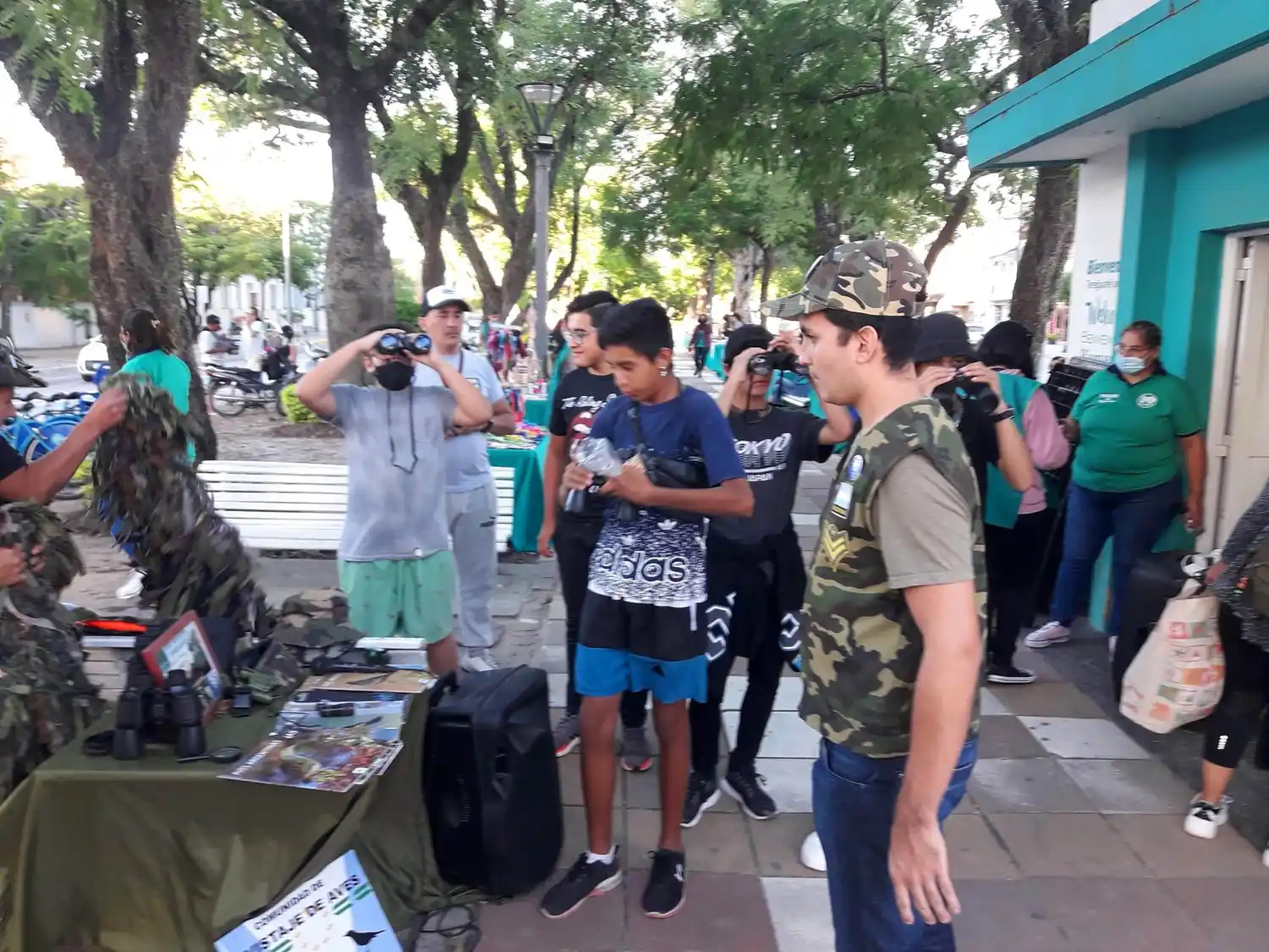 Taller y demostración de la actividad de Avistaje de Aves