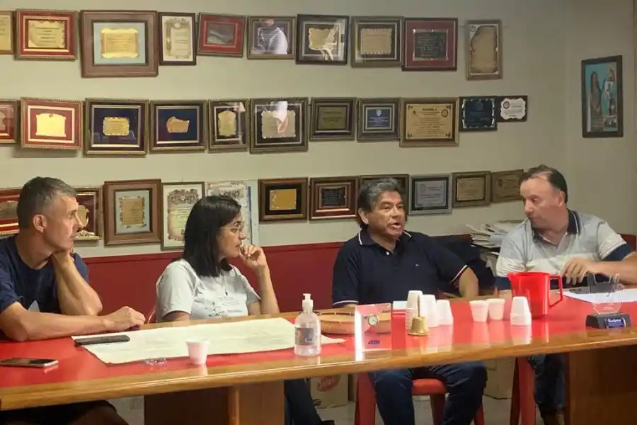 Conferencia de prensa de Escajadillo, secretario provincial de Protección Civil