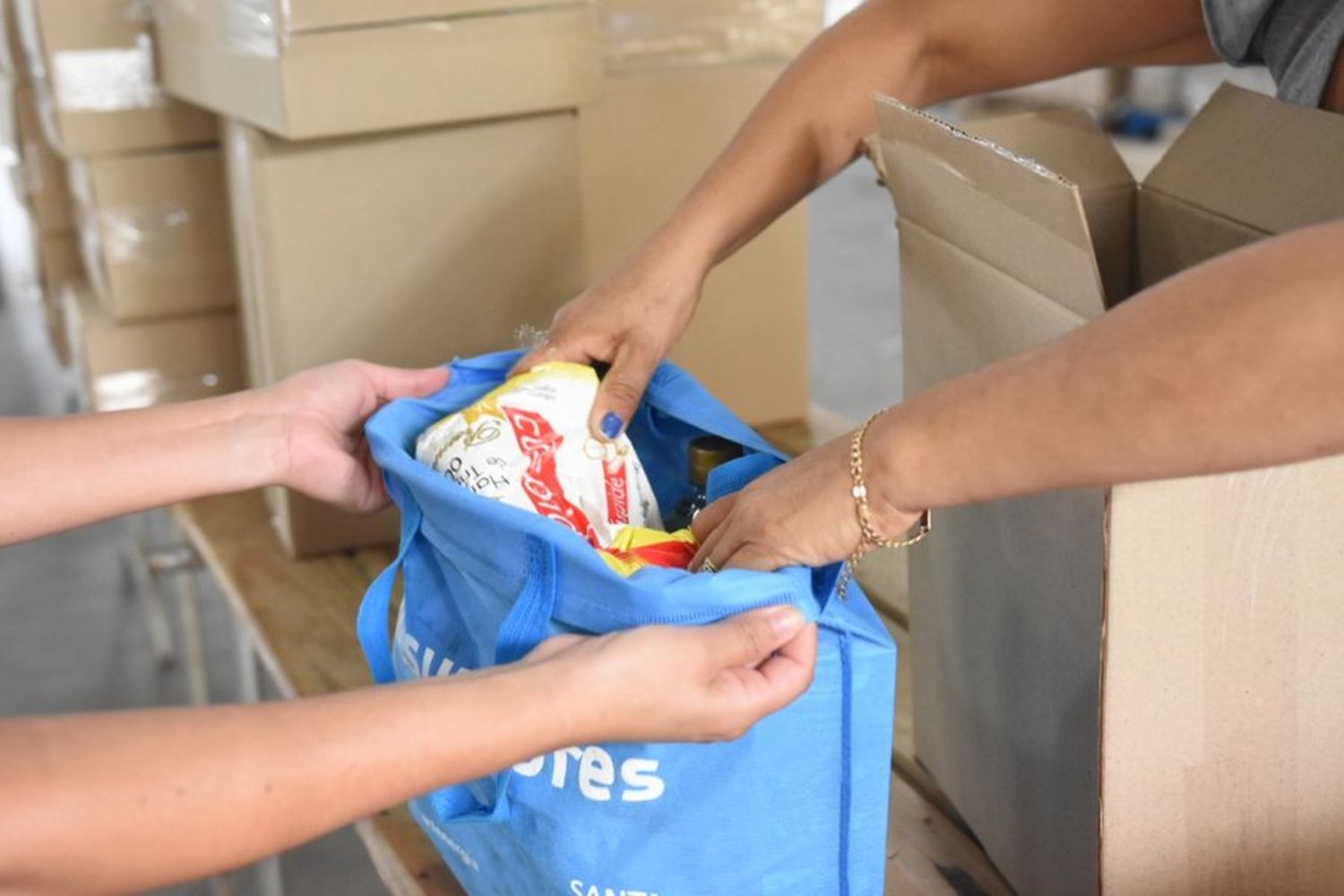 Entrega de refuerzo alimentario