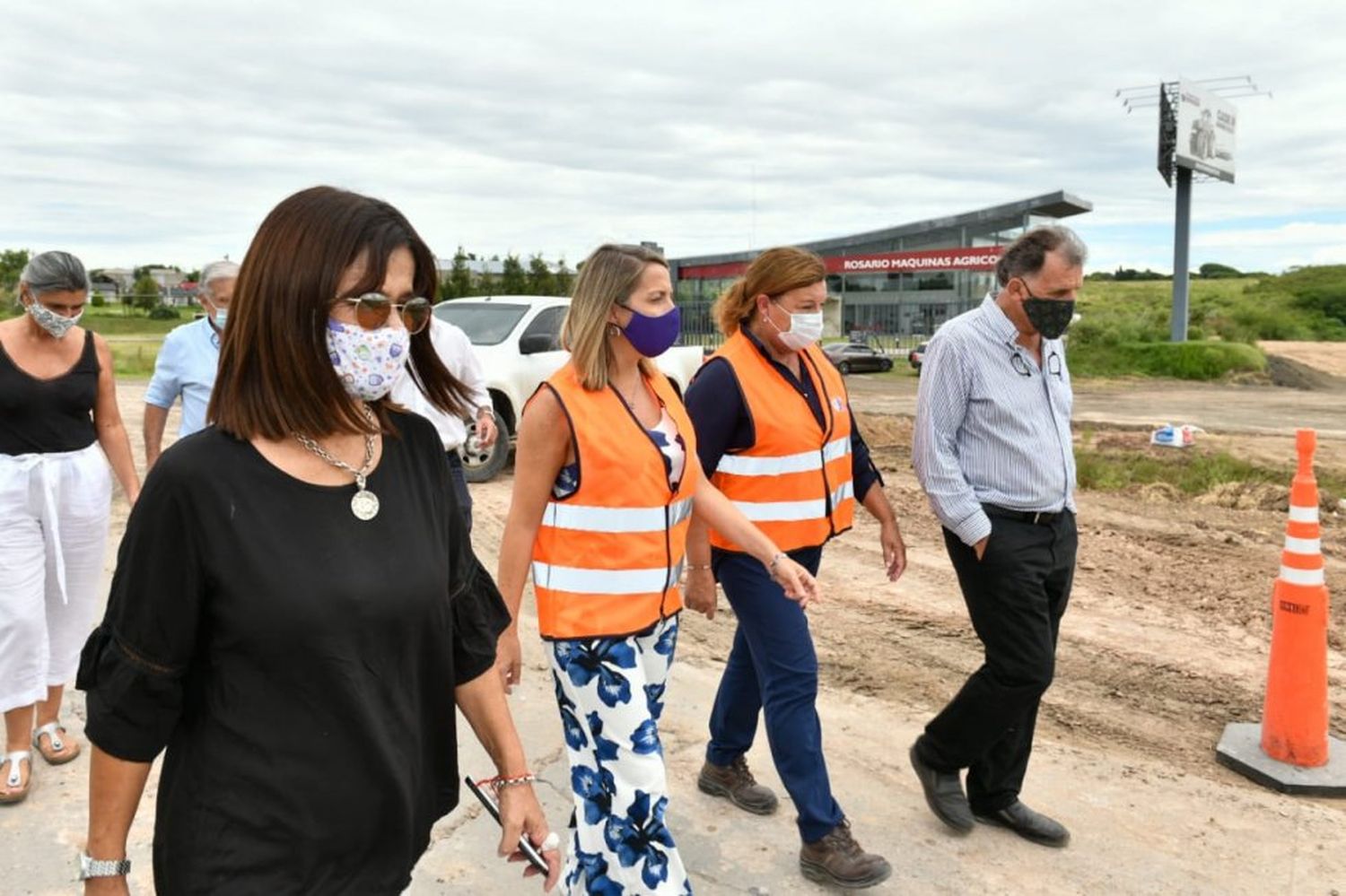 Stratta recorrió los trabajos que se realizan en la Variante sobre la ruta 11 en el ingreso a Victoria