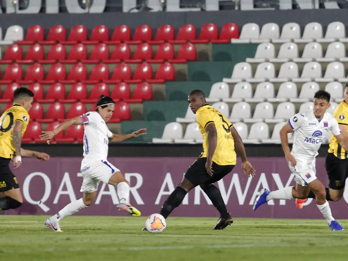 Guaraní aplastó a Tigre