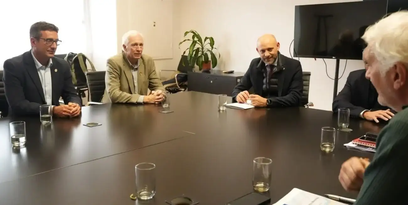 Las provincias de la Región Centro plantearon a Nación un esquema de diferimiento de pagos energéticos para aliviar a industrias y cooperativas de los altos costos estacionales. Foto: Gobierno de Santa Fe.