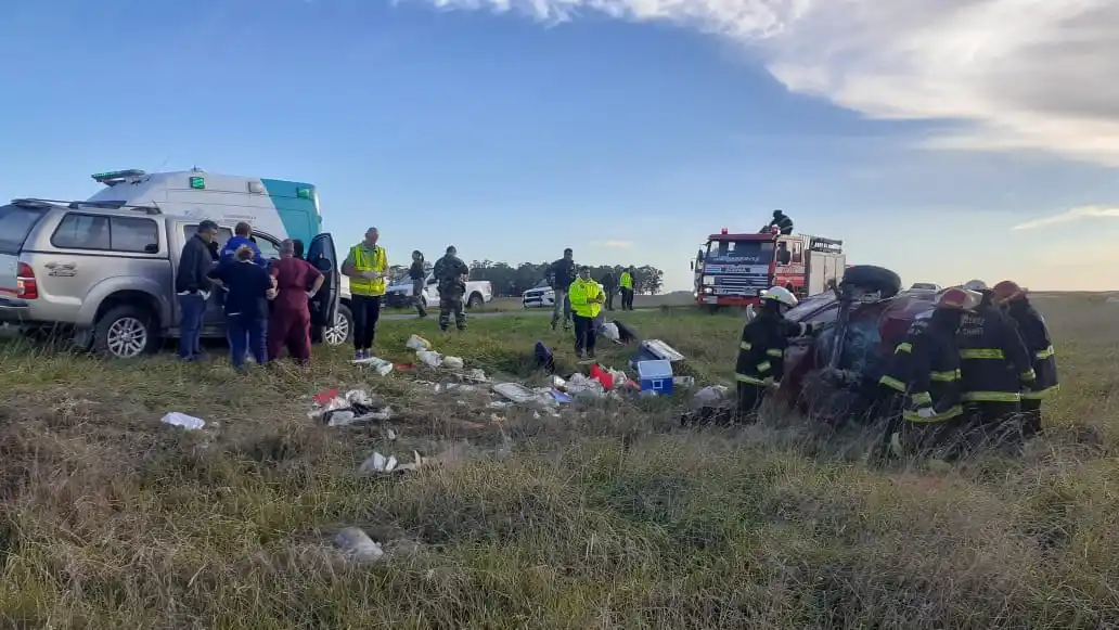 Vuelco en la Ruta 3 solo dejó daños materiales