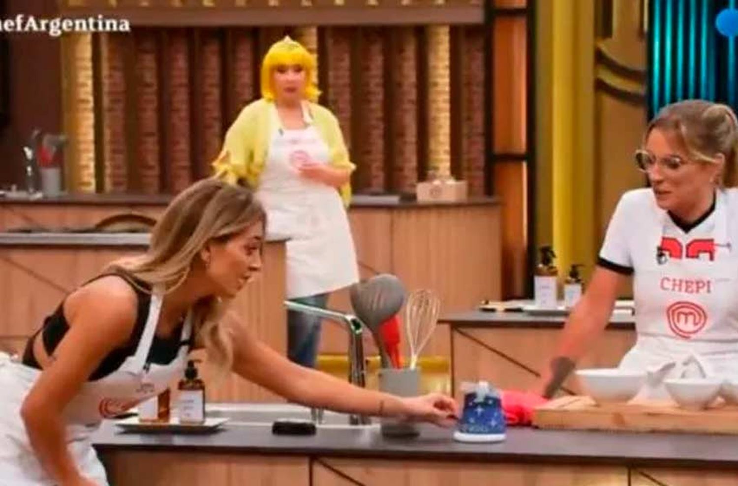 Fuerte cruce entre Dani La Chepi y Sol Pérez en MasterChef Celebrity 2