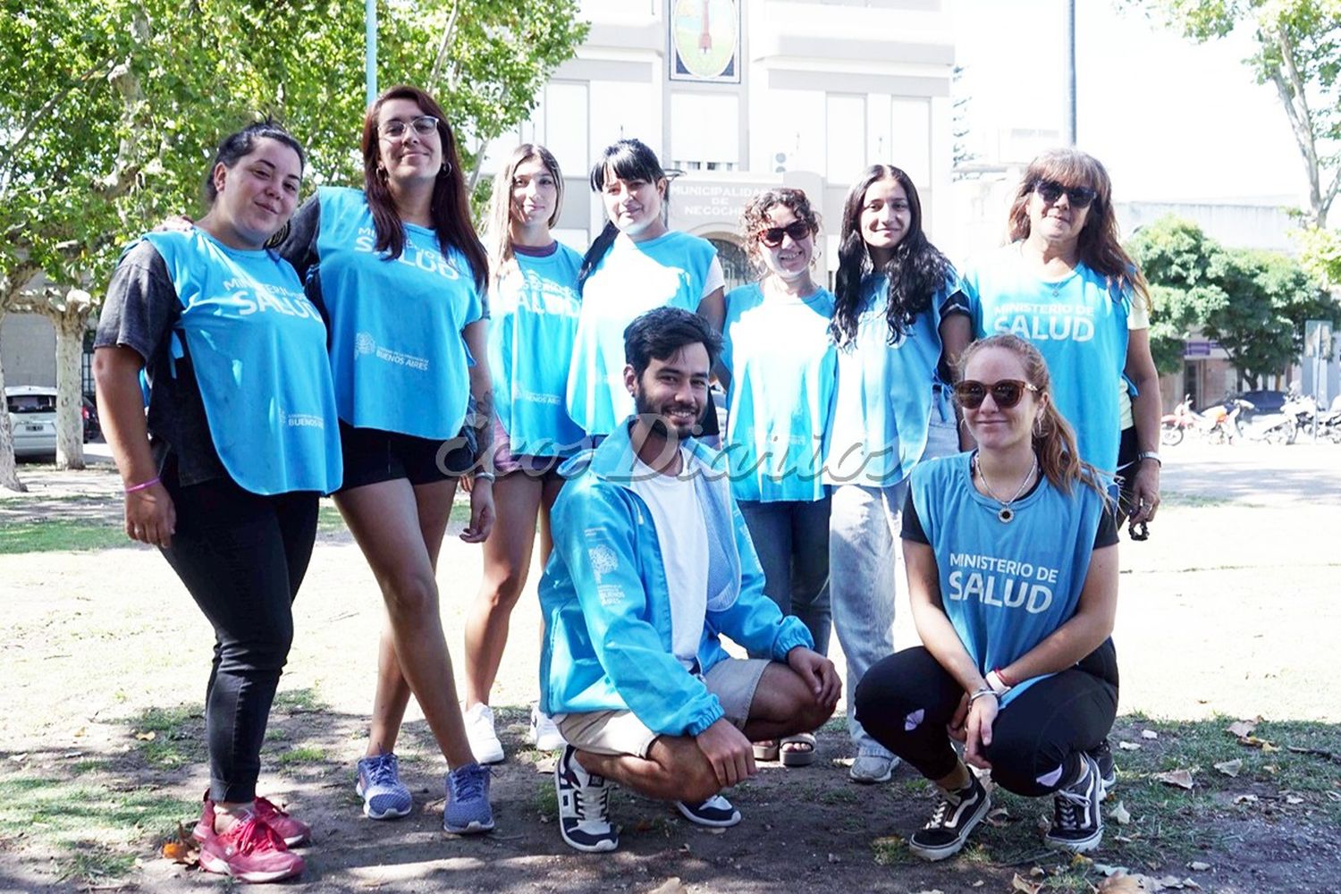 Equipo de salud. Atienden en la posta de la Plaza