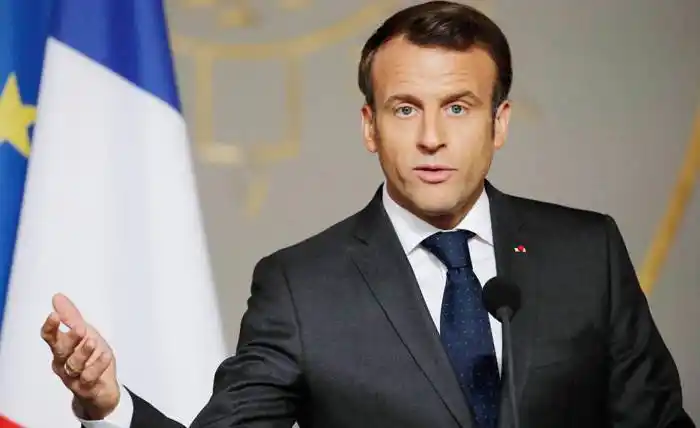 Macron anuncia un toque de queda en París y en otras ocho ciudades francesas