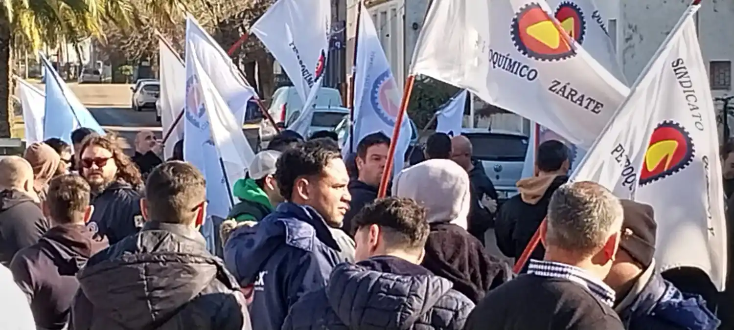 El Sindicato de Petroquímicos realizó protestas por las medidas de “Fademi”