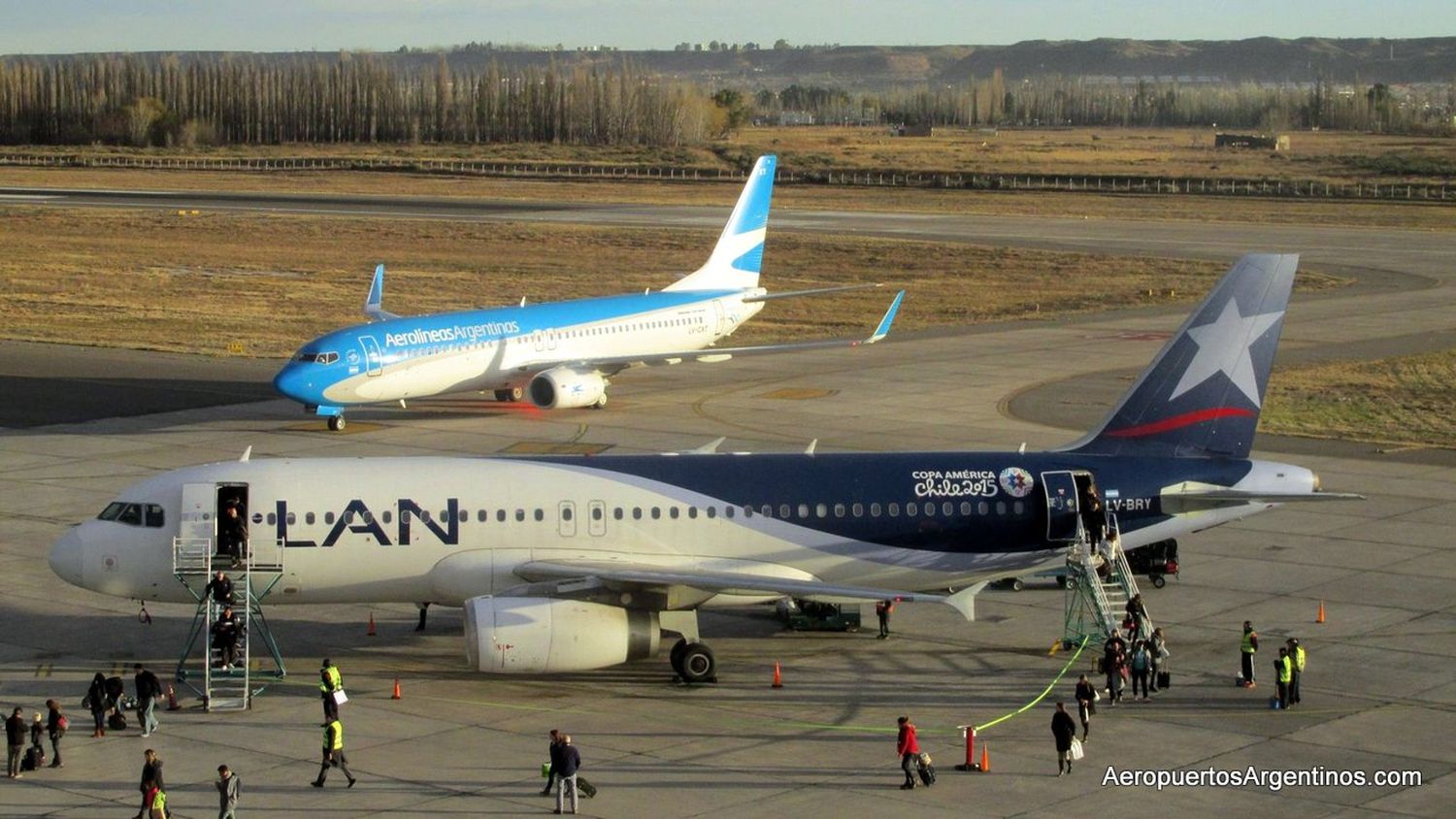 [Fotogalería] Postales del aeropuerto de Neuquén en la mañana de este lunes