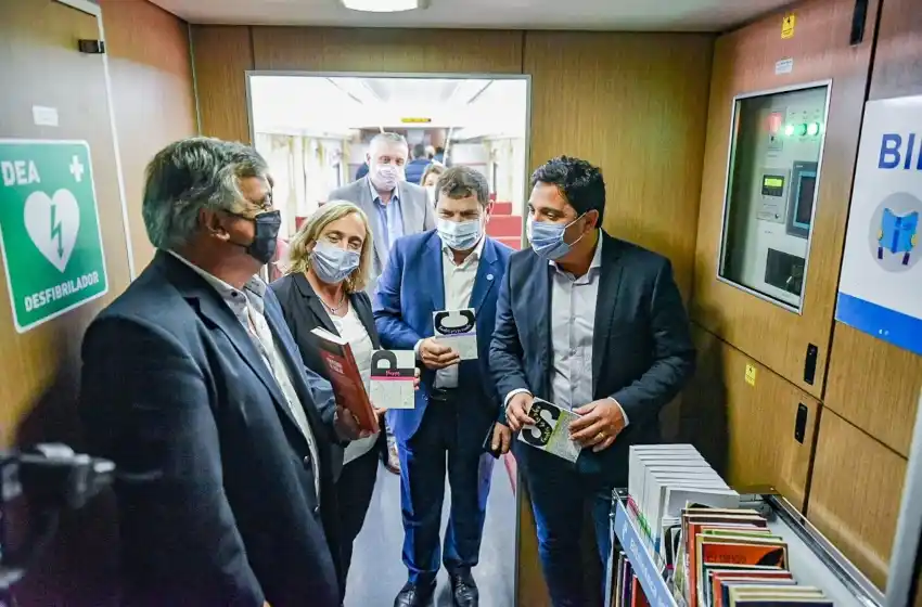Los trenes de larga distancia tendrán libros disponibles para pasajeros