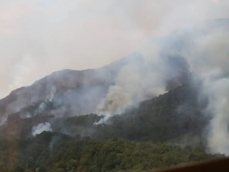 El incendio en el Parque Nacional Nahuel Huapi no da tregua y ya se consumieron más de 3.500 hectáreas
