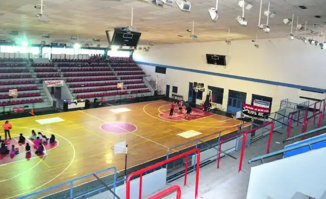 Ordenan subastar el estadio del Club Olimpia de Venado Tuerto