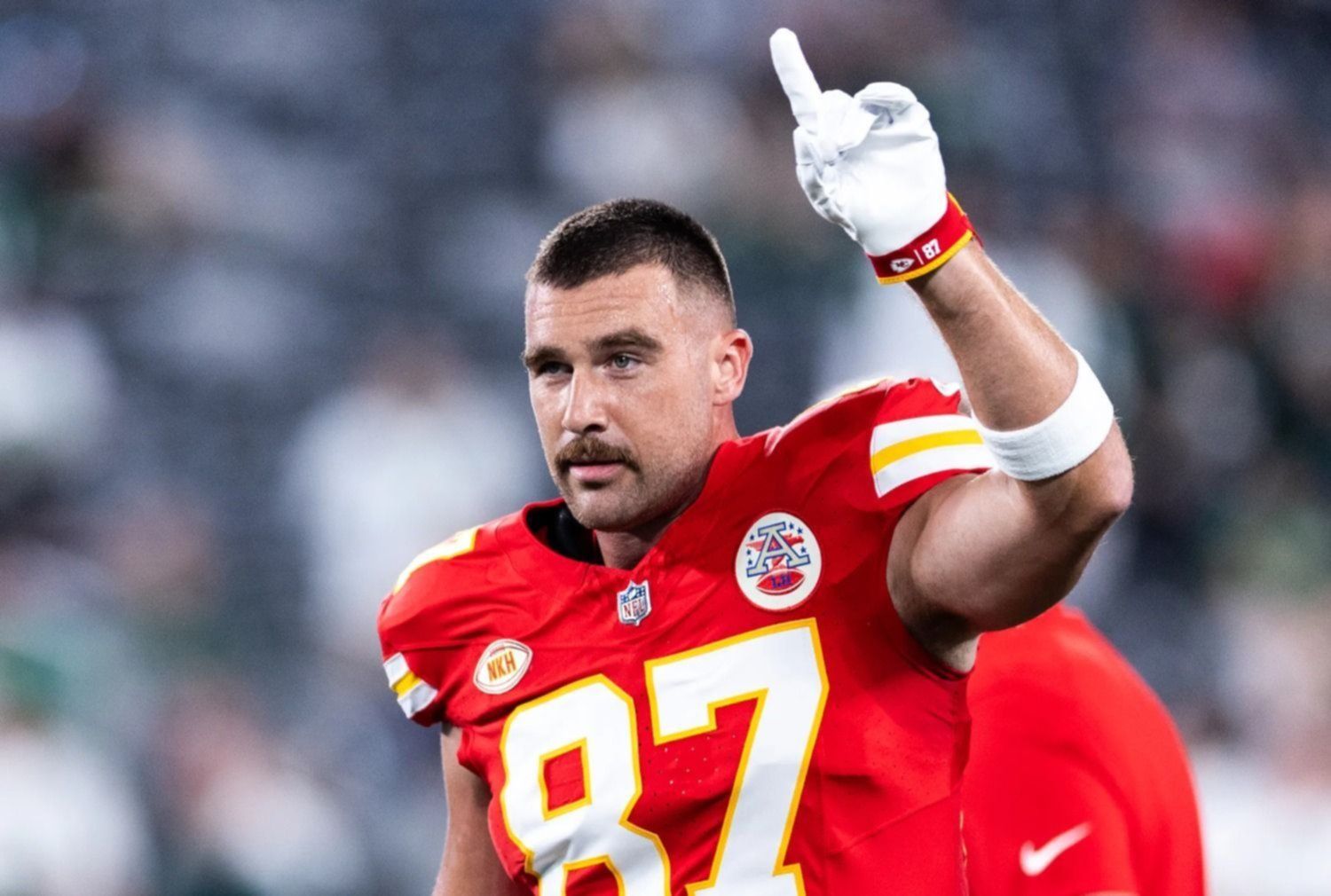 Travis Kelce: de estrella de la NFL a ¿potencial árbitro polémico?