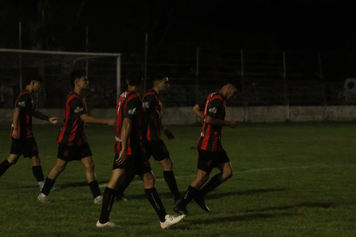 Fútbol local: Por el temporal se suspendió  la fecha del torneo nocturno