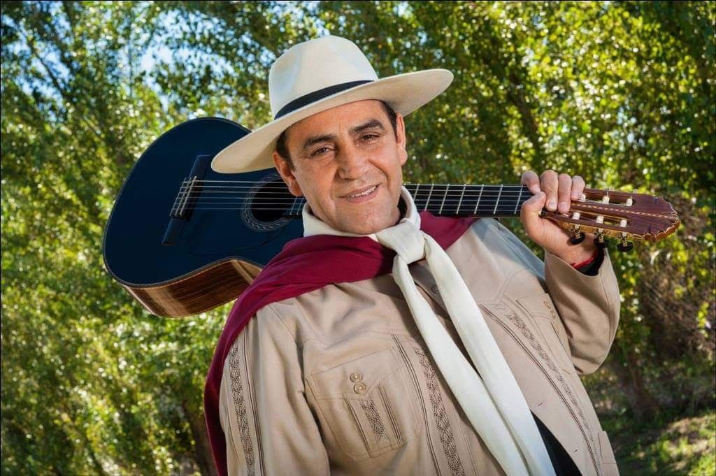 Hace cinco años que el Chaqueño Palavecino no se presenta en la ciudad.