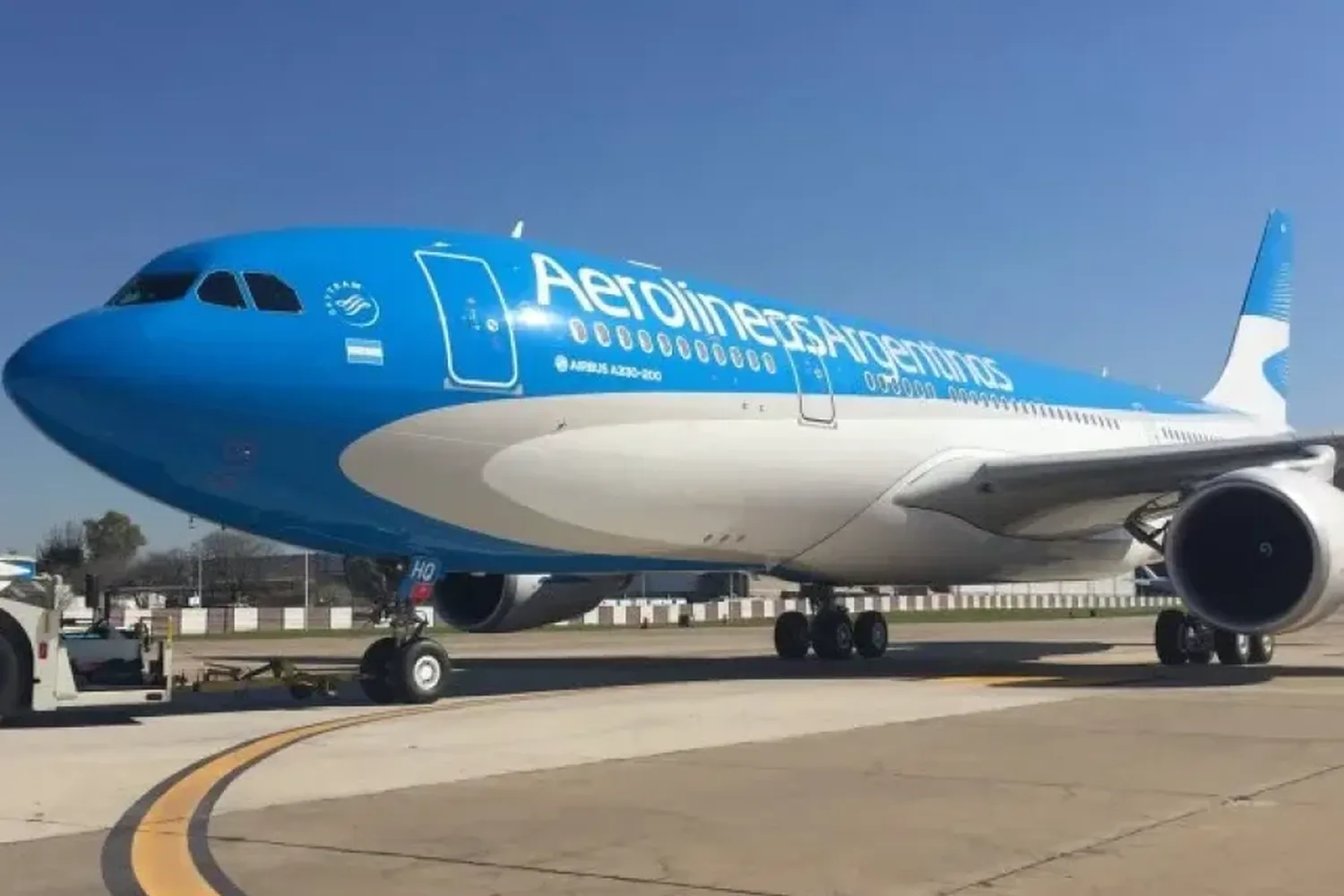 No se privatizarán Aerolíneas Argentinas, Correo Argentino, la TV Pública ni Radio Nacional