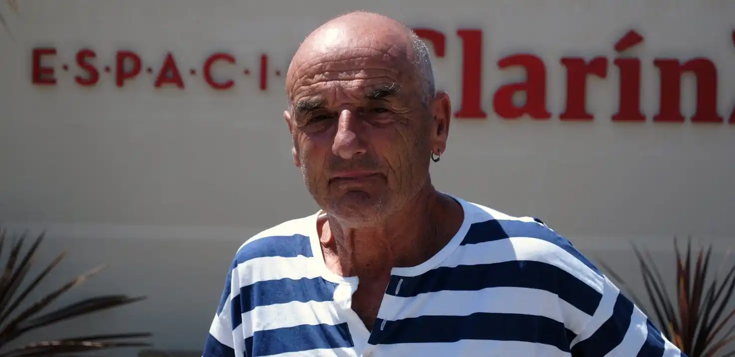 Tiene 71 años, es guardavidas y pide su chance en el Ironman