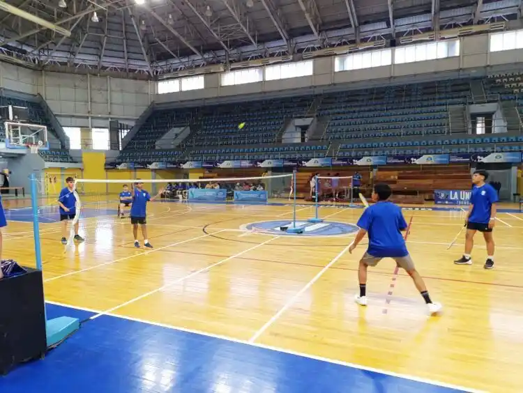 La Secretaría de Deportes brindó una
capacitación en iniciación al bádminton