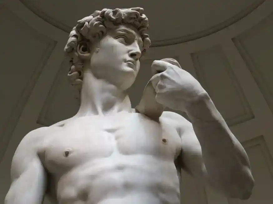 Fragmento de David, la obra maestra de Miguel Ángel. Foto: Galería de la Academia, Florencia.