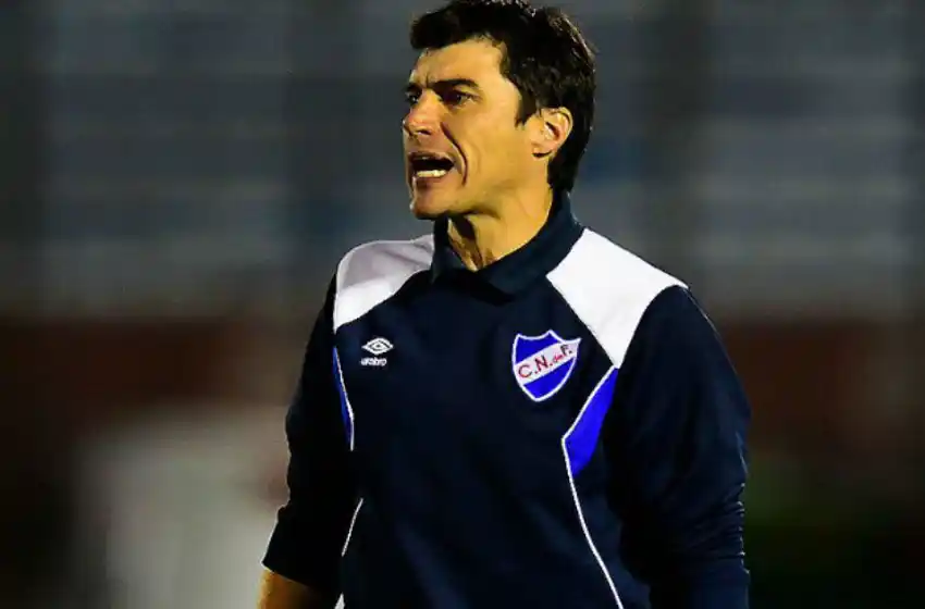 El uruguayo Alexander Medina, nuevo DT de Talleres de Córdoba