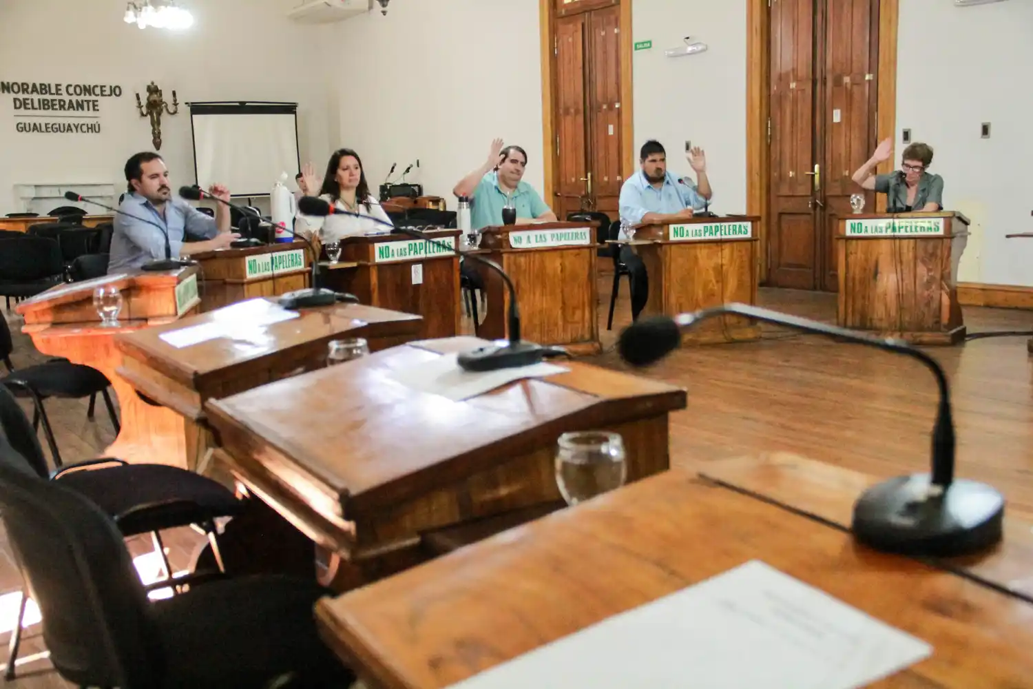 Sin la oposición en el recinto, el oficialismo eligió a Erica Maragliano como Defensora del Pueblo