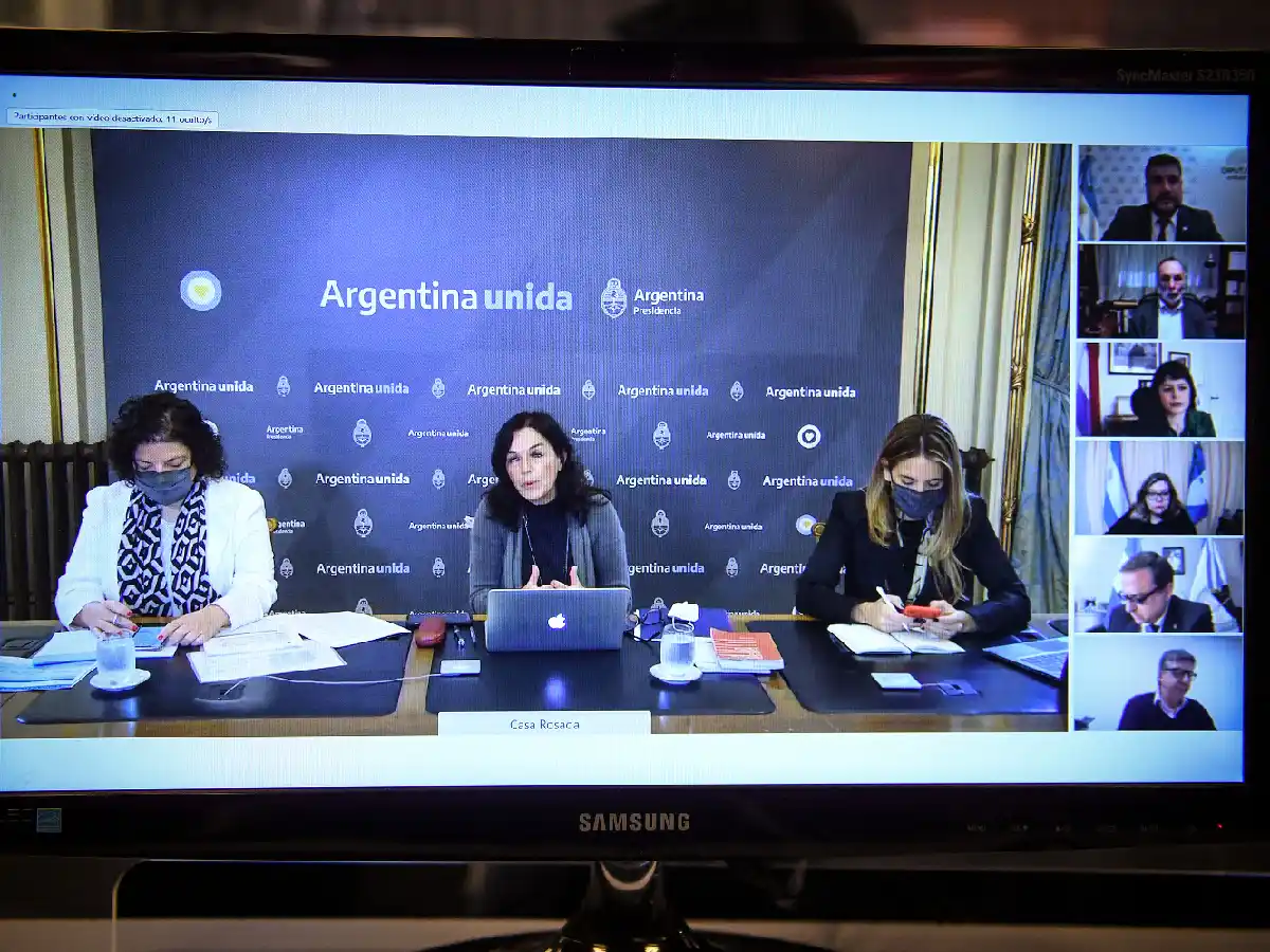 El Gobierno confirmó que puso regalías petroleras como garantía en la compra a Pfizer