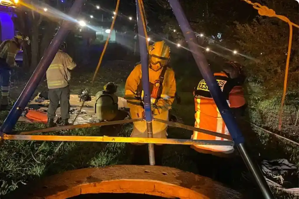 Una nena de 4 años cayó a un pozo de 12 metros y su papá se tiró sin dudarlo para rescatarla