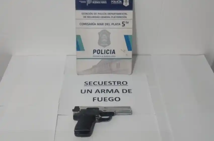 Dos jóvenes cayeron tras robar armados en Cerrito y 71