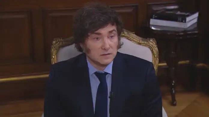 Javier Milei auténtico: “deep” motosierra, bronca contra el periodismo y una frase polémica sobre Cristina Kirchner
