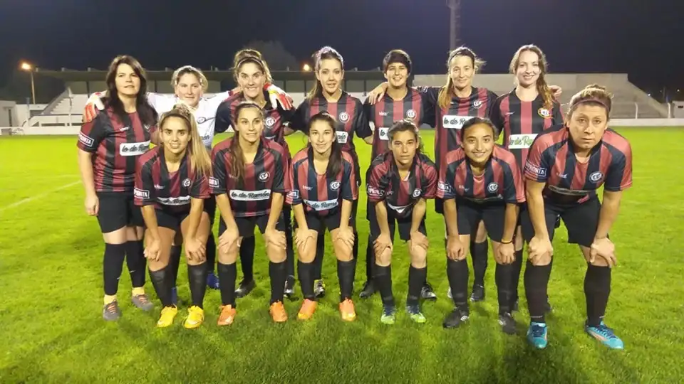 El femenino vuelve a jugar