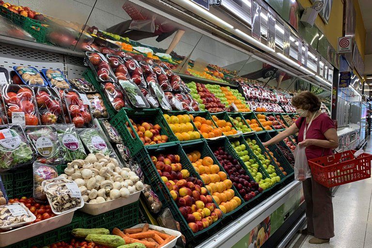 El Indec dará a conocer hoy la inflación de febrero: las consultoras estiman un 3,5%