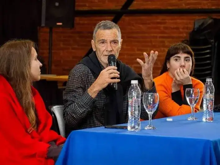 El actor Gustavo Garzón en Formosa: 
“A la derecha no le interesa la cultura”