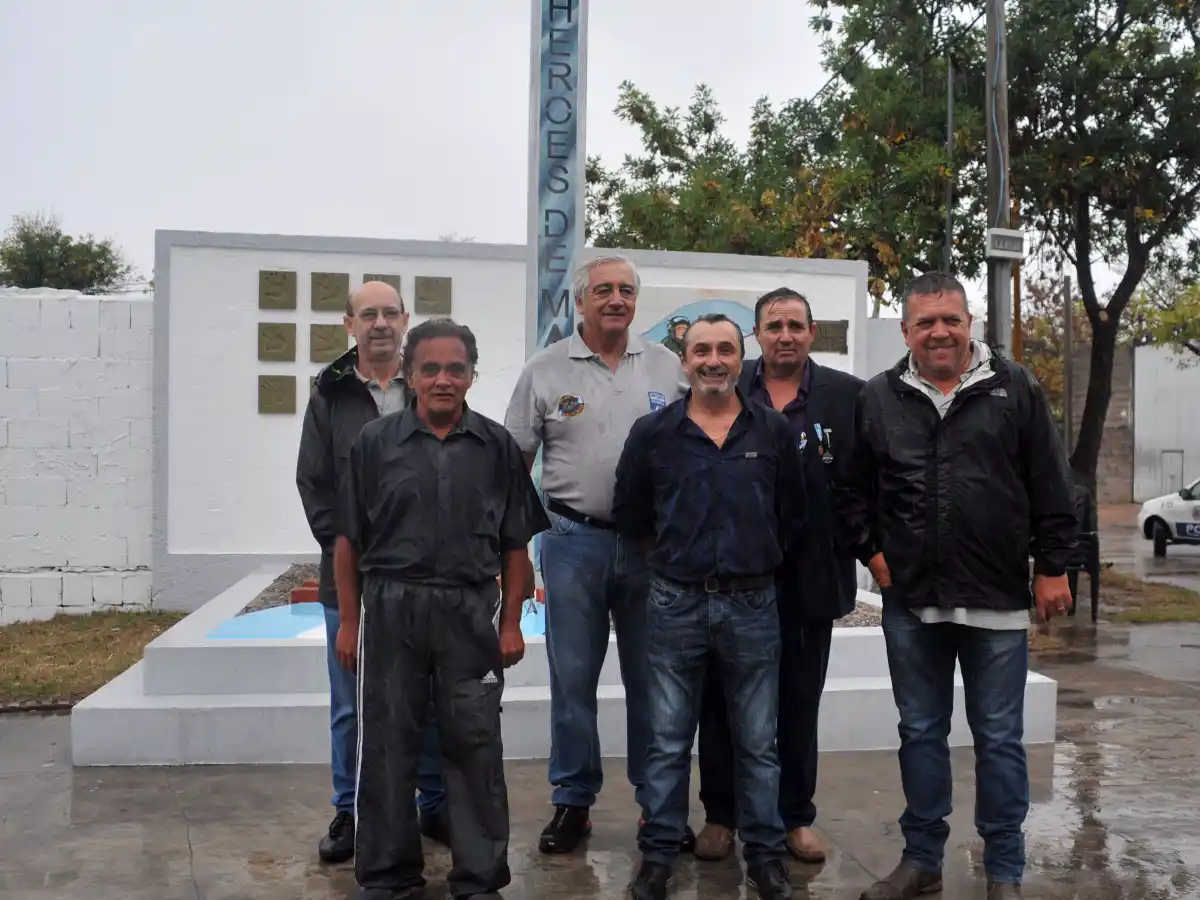 A 35 años de Malvinas, pidieron  “no olvidar a los muertos  ni a los veteranos de guerra”