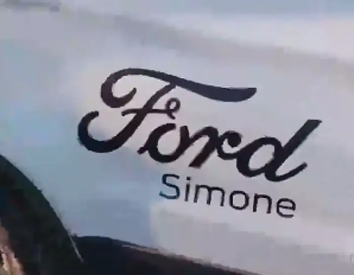 Camionetas y autos para ver y comprar en el stand de Ford Simone