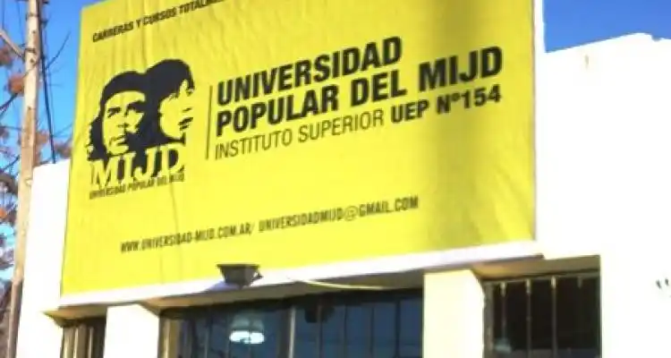 Piden a Fiscalía que investigue la Universidad de Castells