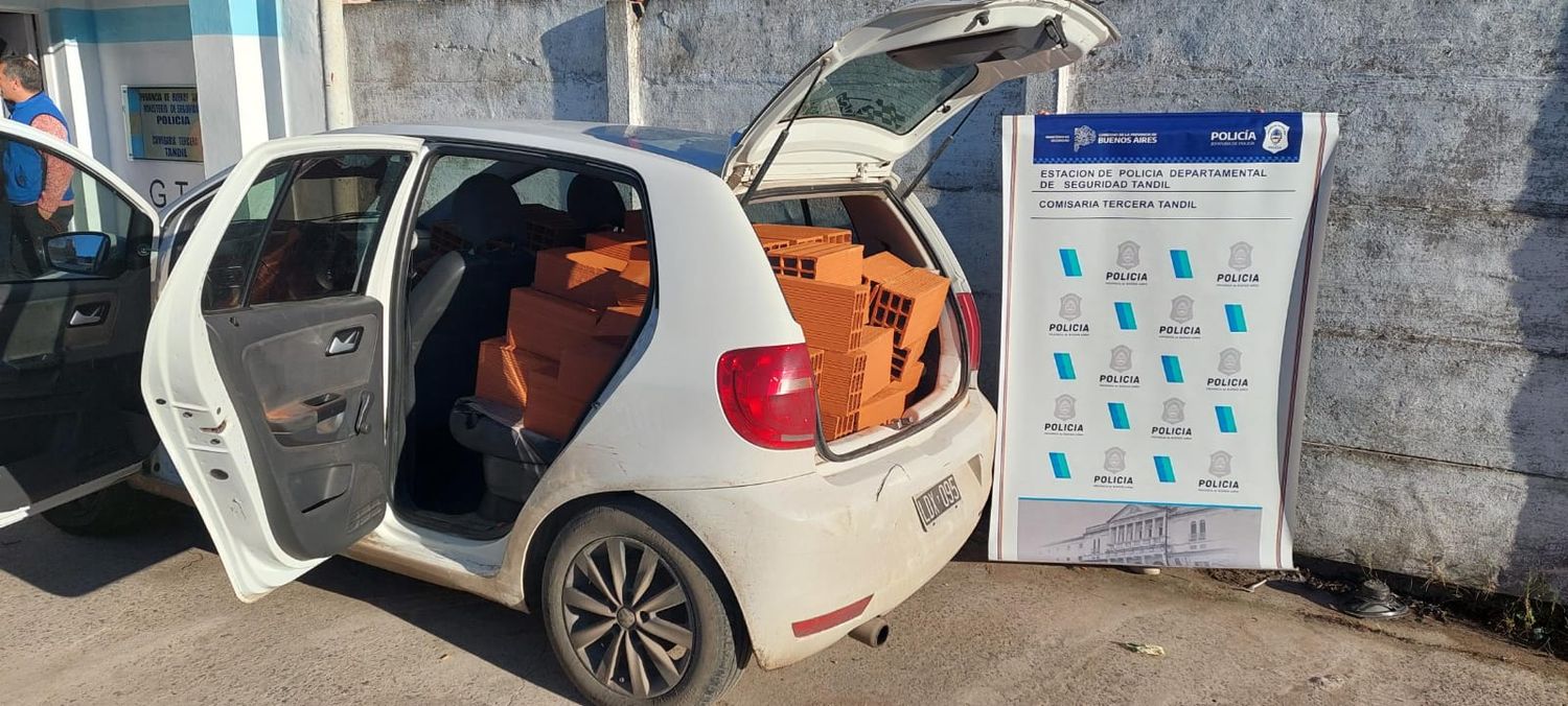 Aprehendieron a un sujeto que había robado ladrillos de una obra
