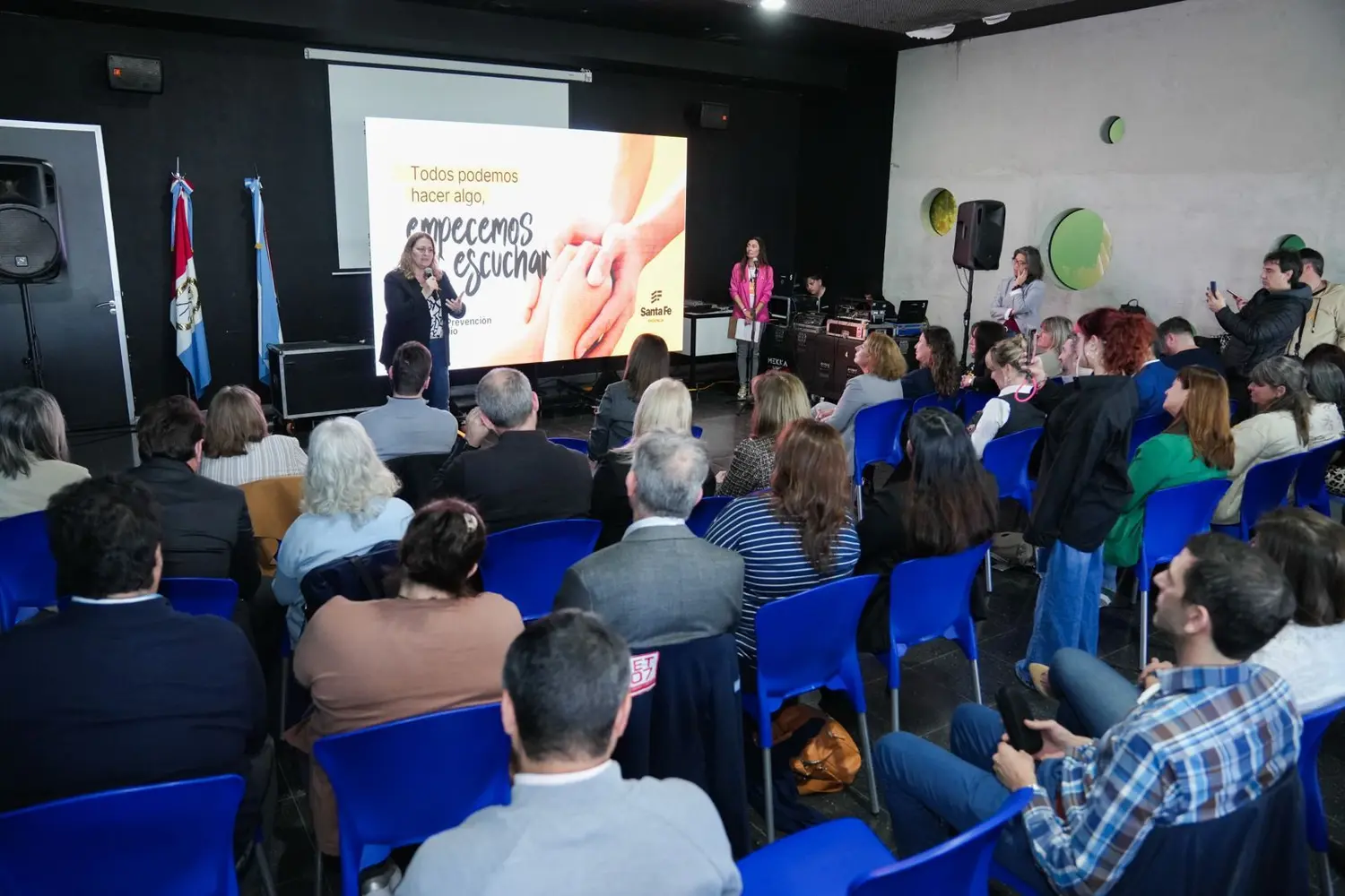 La ministra de Salud de la Provincia presentó los avances del Programa de Prevención del Suicidio y lanzó una campaña de concientización