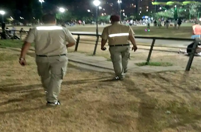 Control y prevención en la costa central: desactivaron una fiesta en la vía pública