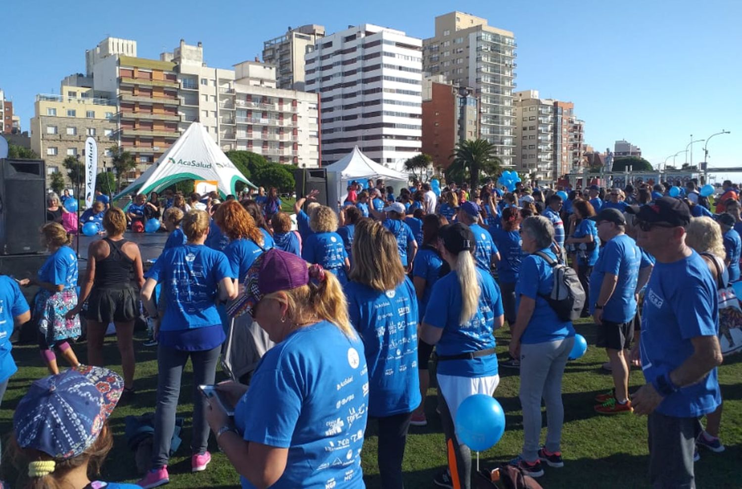 Multitudinaria jornada de concientización del cáncer de colon