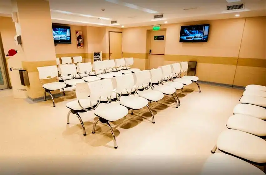 Confirman un caso de COVID-19 en un centro de diagnóstico por imágenes