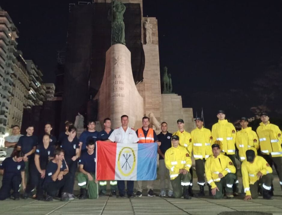 Esta madrugada partieron hacia el Sur, brigadistas santafesino.