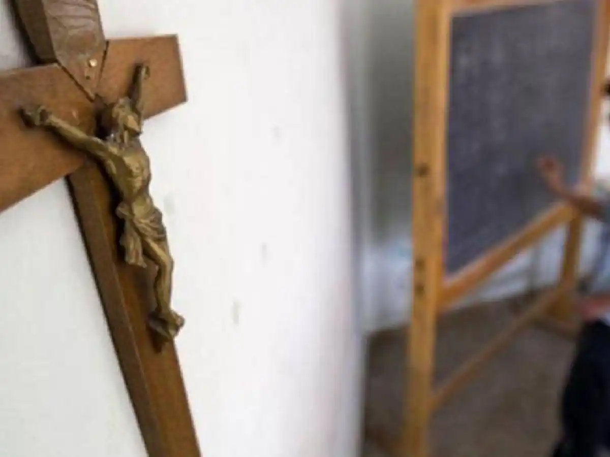 Sacarán figuras religiosas en edificios públicos de Rosario