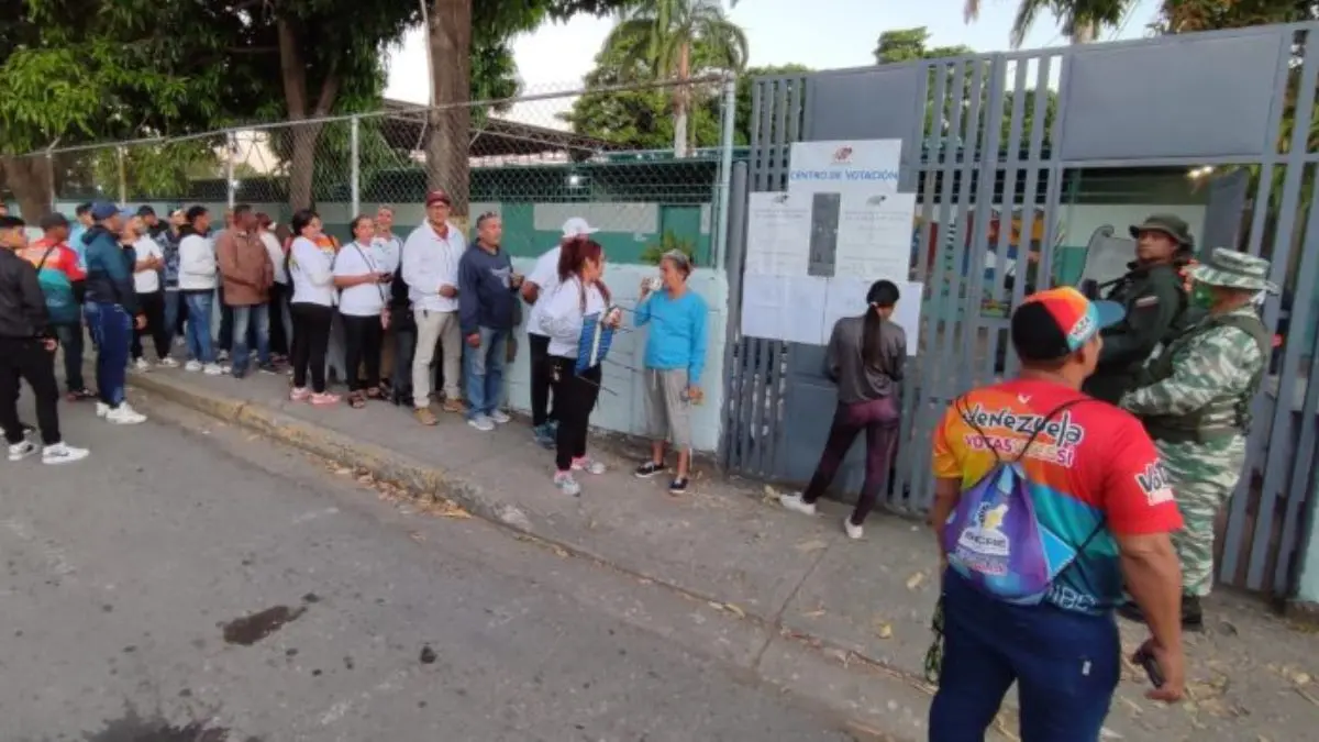 ¡HABRÁ COLAS PA’ LARGO! Más de la mitad de los centros de votación serán de una sola mesa