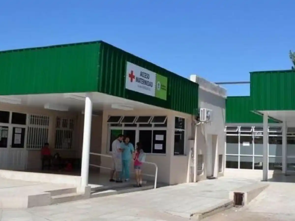 Internaron a una niña de 10 años embarazada
