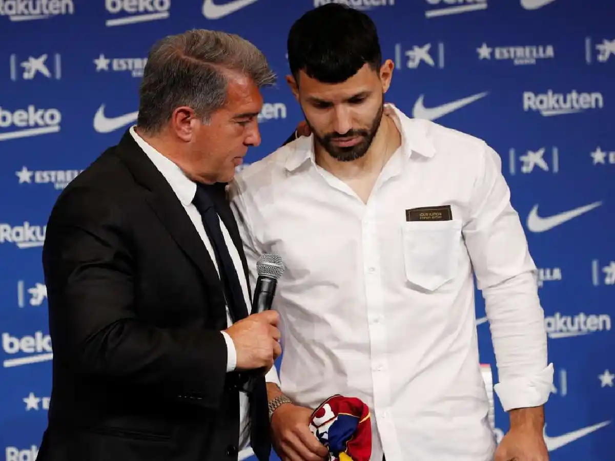 Laporta dijo que Agüero "está ayudando" en la renovación de Messi