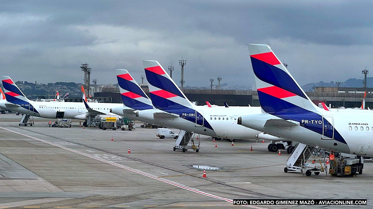 LATAM Airlines abre 900 puestos para tripulantes de cabina de pasajeros y copilotos