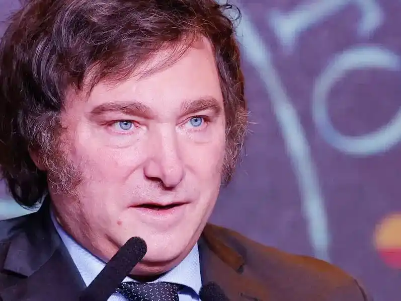 Milei respalda la Oficina de Respuesta y reabre el debate sobre el vínculo con la prensa