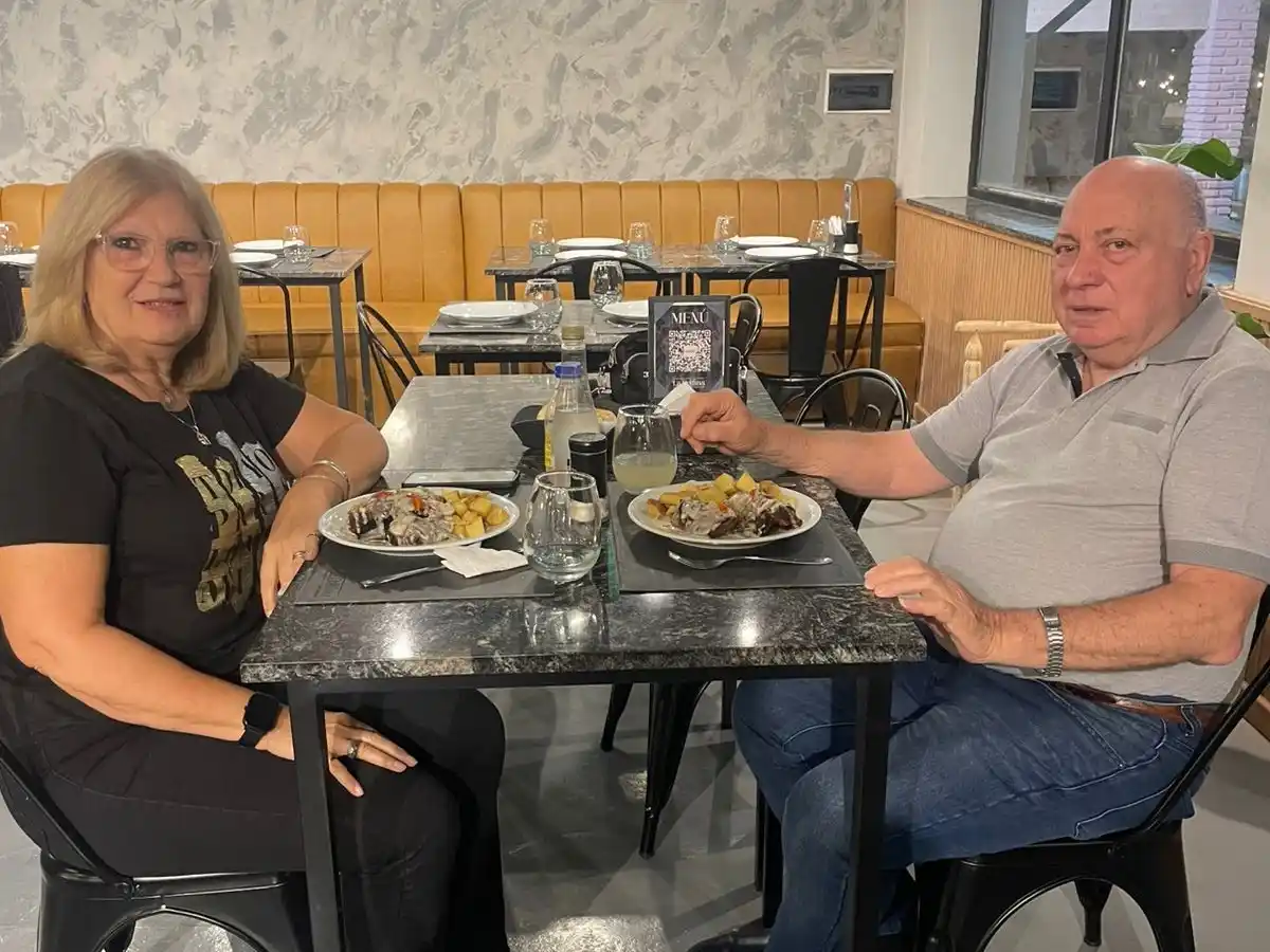 ¡Susana disfrutó de su premio en La Delfina Restó!